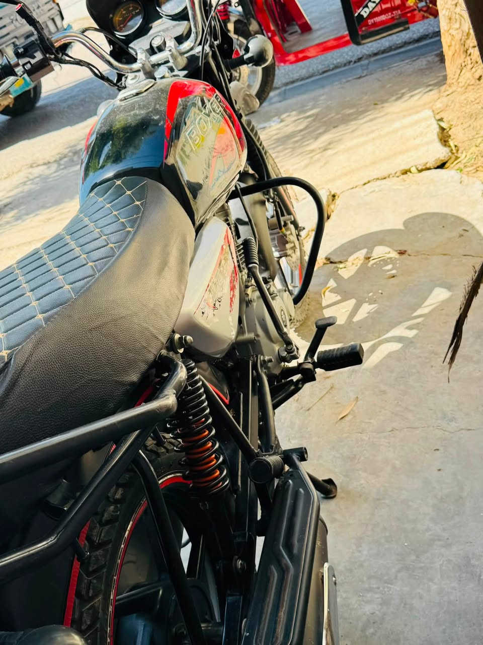 للبيع ٢١ شهر ٨
مليون و٢٠٠ بيها مجال ***********
