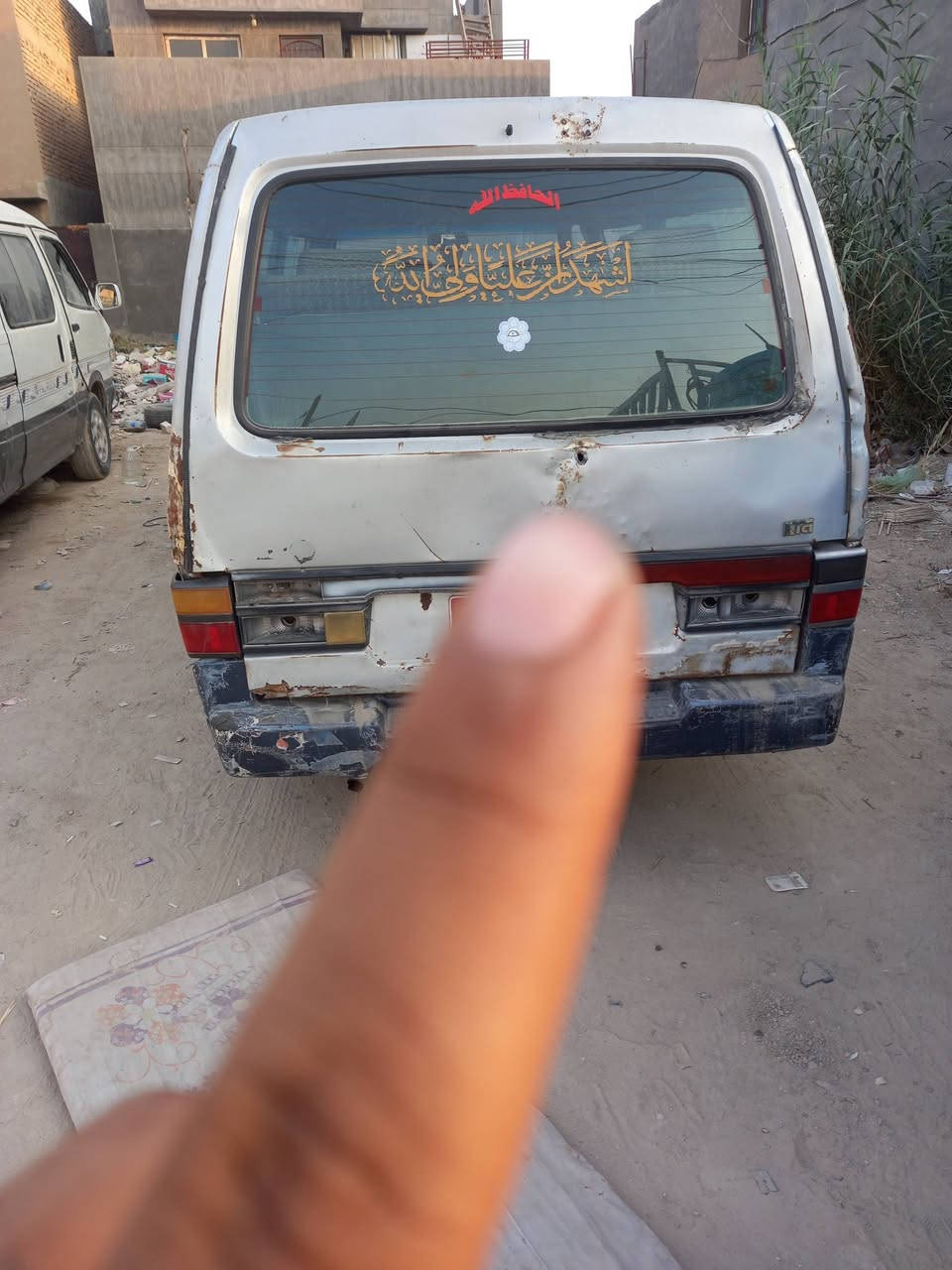 سلام عليكم كيا بستا رقم احمر مديل 93 سنوية عضم ابيع كوم حديد كير مكينه اكسل خير من الله السعر 17 وبيها مجال مكاني حله الرقم ***********
