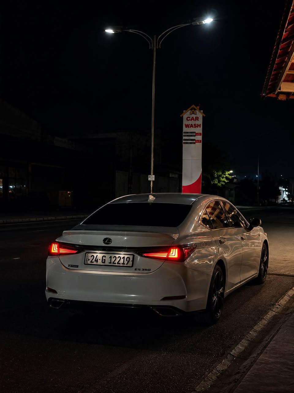 Lexus es350 v6 F sport 2019 
فوول مواسەفات لە مۆدێلی خۆی 
بێ سبوغە بەس یەک تەعدیلی هەیە و بۆنیتی سبوغ ئەستورە 
یەک دینار مەسروفی تێدانیە ١٣٨ هەزار کیلۆ ڕۆییە
ڕاداری ئاوێنە 
ڕاداری پشتی
ڕاداری خەتی جادە 
ئۆتۆ فول
حەساسی پێش 
حەساسی پاش 
کوشن سار 
کوشن گەرم
پەردەی دواوە
سوکان هیتەر
تەبرید مەرکەزی 
گێج جولاو 
گێج کامل ئەلیکترۆنی 
لایت دەسوڕێ لەگەر سوکان 
سلاید 
ئیکۆ-نۆڕماڵ-کۆمفۆرت-سپۆڕت-سپۆڕت پڵاس
لیگزز لەمە جوانتر لە مۆدێلی خۆی زۆر کەمە وە سەیارەکە زۆۆۆر جوانە لە ڕەسم چەند جوانە لە واقیع دەهێندە جوانترە 
ئەوەی ویستی با تەلەفون بکا 
***********
***********
واتسئاپ أربيل, العراق
