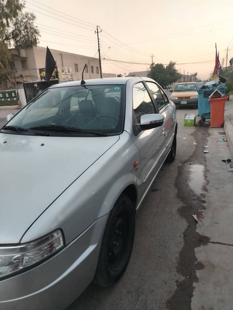 سورن ١٧ كير ومكينه كورلا لا صبغ ولا ضربه كهربائيات كلها شغاله تبريد ثلج مكان الحسينيه
***********
