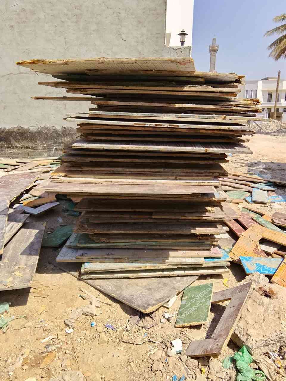 السلام عليكم بلاويد ستندر للبيع***********
