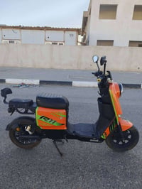R11 • شحن • ٥بطاريات