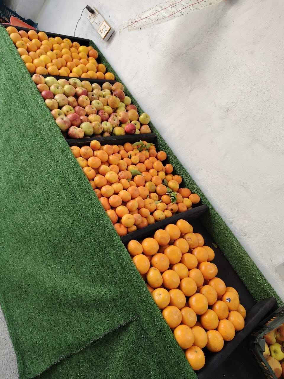 رفوف مقسمه خانات طول 5متر عدد2
خشب لوح مغلف ثيل والارضيه بلاويد اسود مغلف تور ضلي والهيكل حديد ثقيل  عنوان كربلاء طريق بغداد سعرالرف الواحد 200الف للاتصال *********** كربلاء, العراق
