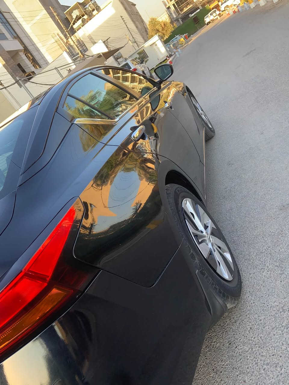 بيع سيارة
نيسان التيما 2019 S
شكل الجديد وارد امريكي 
ماشية 100 الف  ml 
حادثها بنيد وجاملغ 
مكينة 2500 
السيارة جاهزة من كلشي مكينة وكير وصدر وتبريد وتايرات 
مواصفات بصمة وتشغيل عن بعد وكامرة خلفية وشاشة
بيها 3 قطع صبغ بنيد وجاملغ وشوية من الباب 
السعر 119$ 
المكان :- بغداد - الشعب
للاستفسار : ***********
