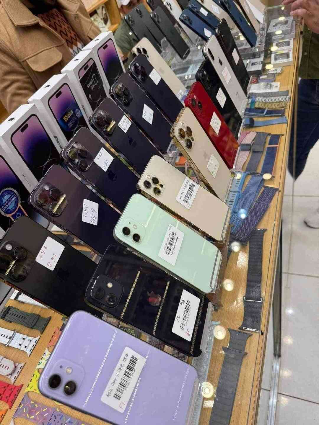 بيع شراء مراوس متوفر جميع انواع لايفون الجديد والمستخدم ***********
