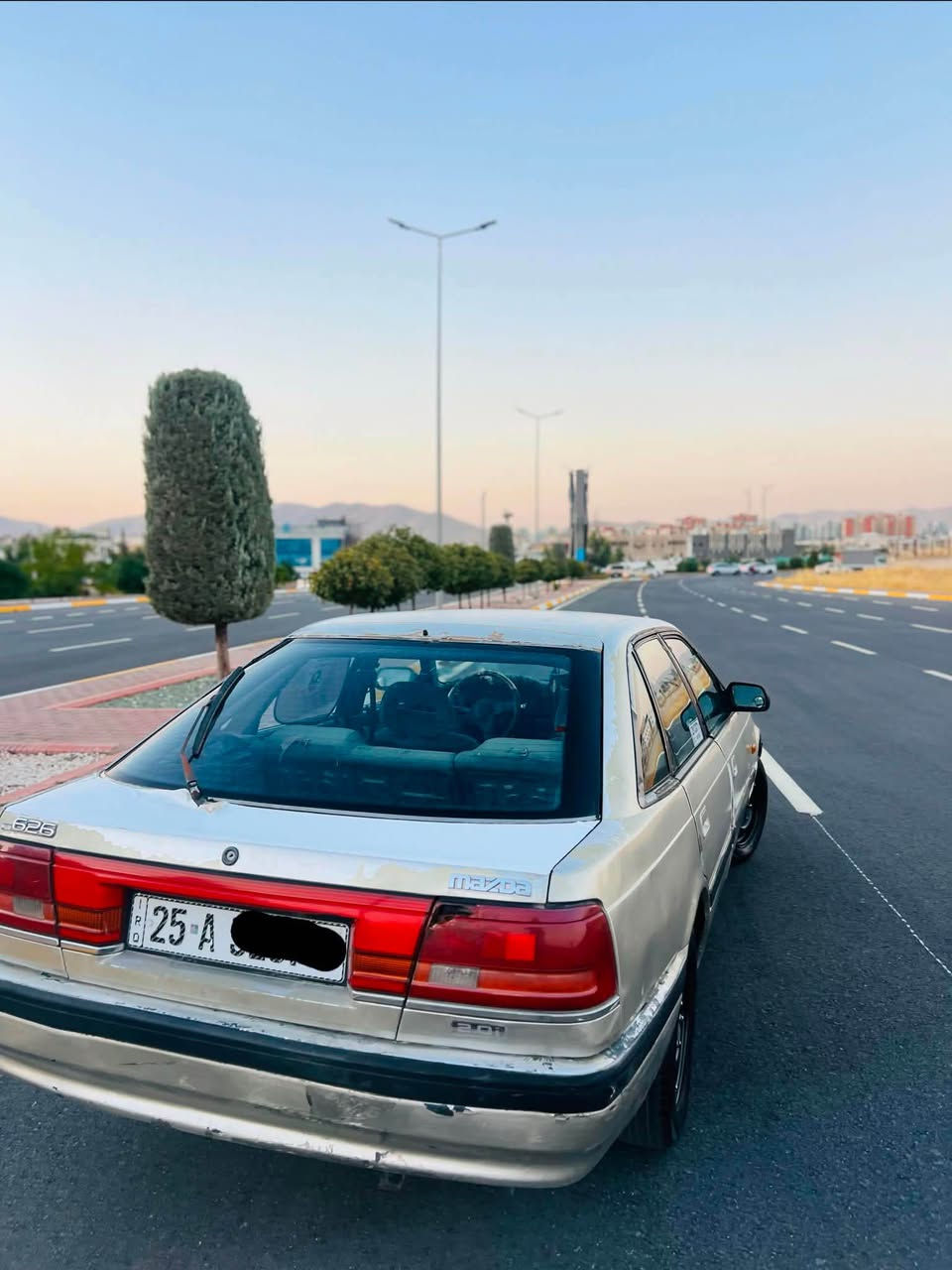 للبيع ولمراوس حسب قناعه مازدا ٦٢٦ موديل ١٩٩٠ كير عادي . محرك ٨ بخ مرغوب گير محرك بشرط كهربائيه كله شغال رقم كركوك دولي سنويه بسمي مجدد لحد ٢٠٢٩ مشروع وطني بطاقة بانزين موجود للمزيد استفسار اتصل علي الرقم *********** كركوك, العراق
