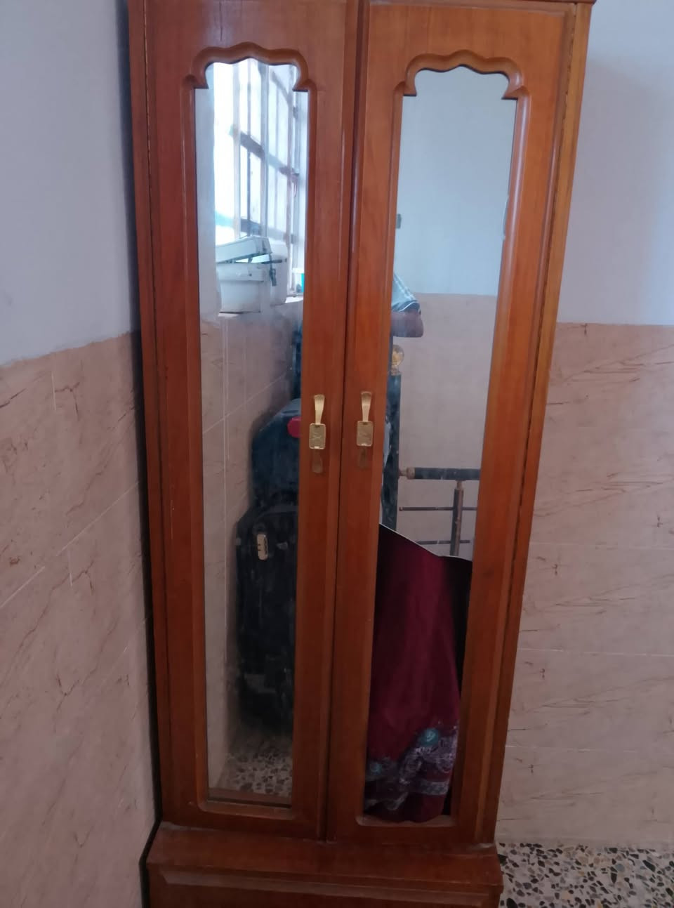 اغراض بيت • نضيفه • لعدم تفرغ