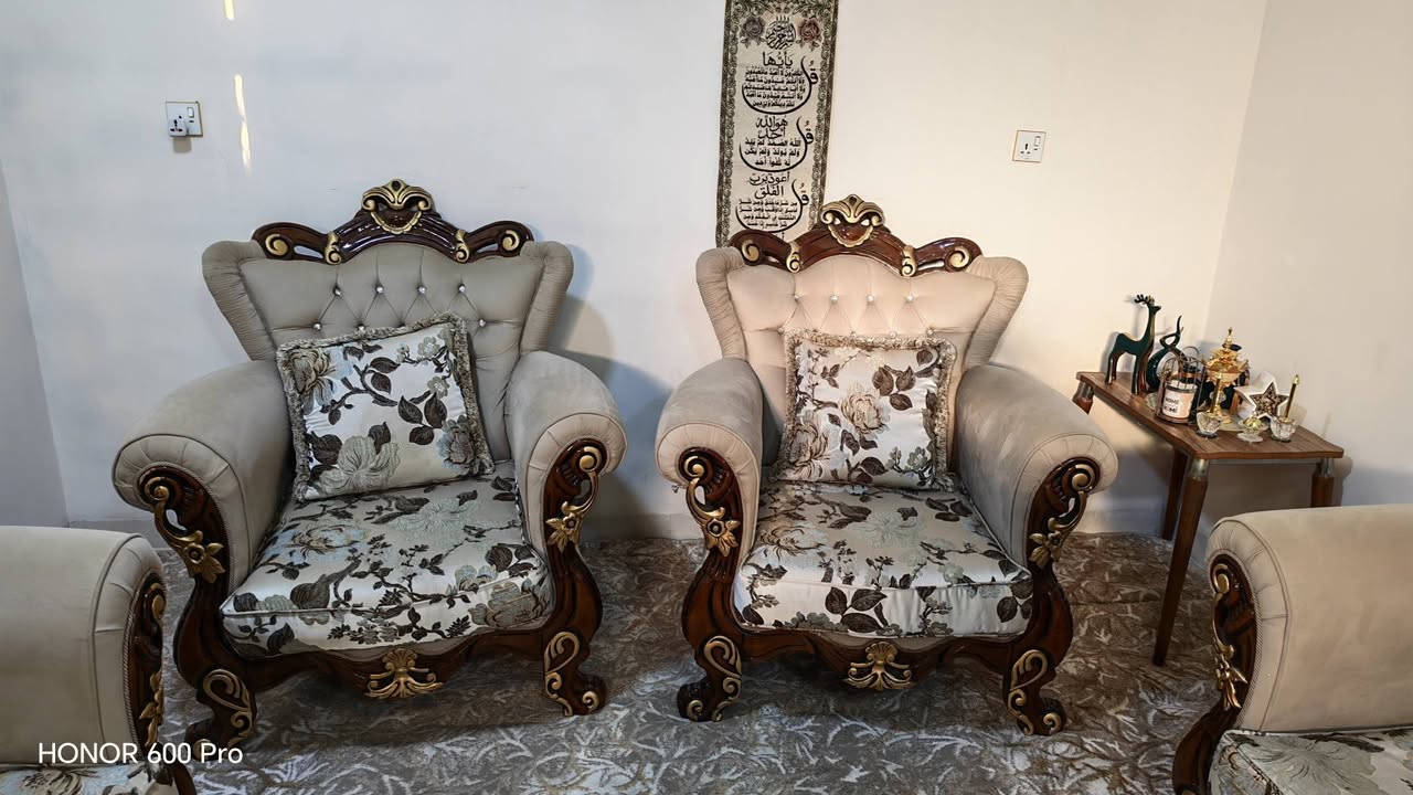 كنب رئاسي • نظيف جدا