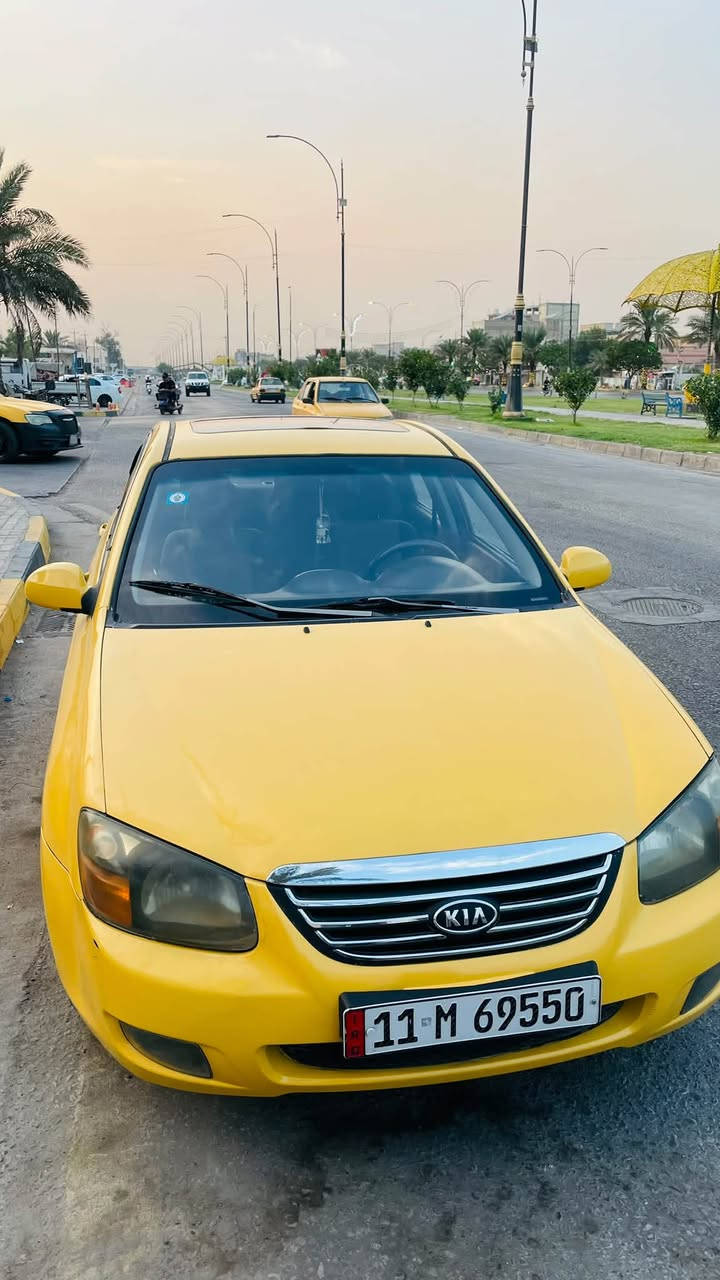 السلام عليكم 
اسبكترا صفراء ٢٠٠٩ فتحة سلايد مصفره هيئة وغرامات حادثها جاملغ خلفي وباب تبريد ثلج بغداد دولي بأسمي سعرها ٧٠ وبيها مجال للاستفسار ***********
