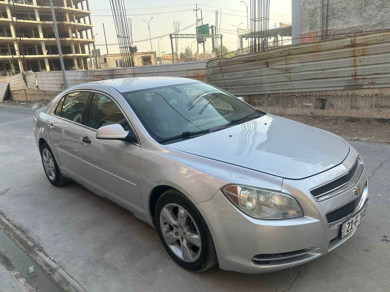 السلام عليكم
ماليبو 2012 للبيع او مراوس  باحدث
محرك 2400vvt
بيها 3 قطع صبغ بدون ايرباك
تبريد ثلج كير جديد ومكفول 
حداديتها نص عمر 
مكانها ديالى بعقوبة 
السعر ٧٥ من الاخير 
***********
