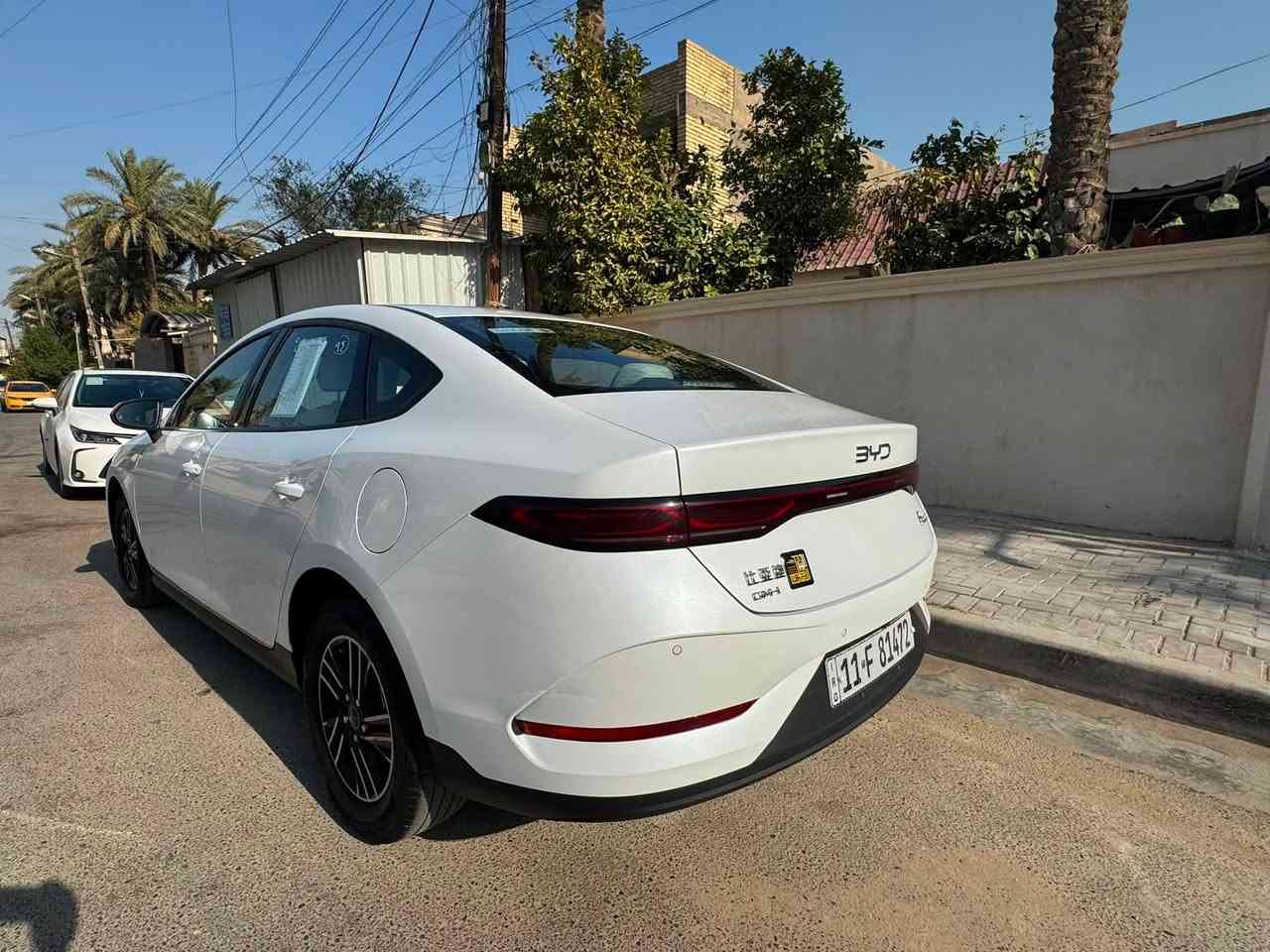 سلام عليكم بي واي دي كن بلاص موديل25
مستخدمه الفين فقط كفاله عامه من صبغ و البارد و التبدل و الشخط بحاله الزيرو فول داخل ابيض ويل كروم 

مكاني الزعفرانيه اربع شوارع // ***********
