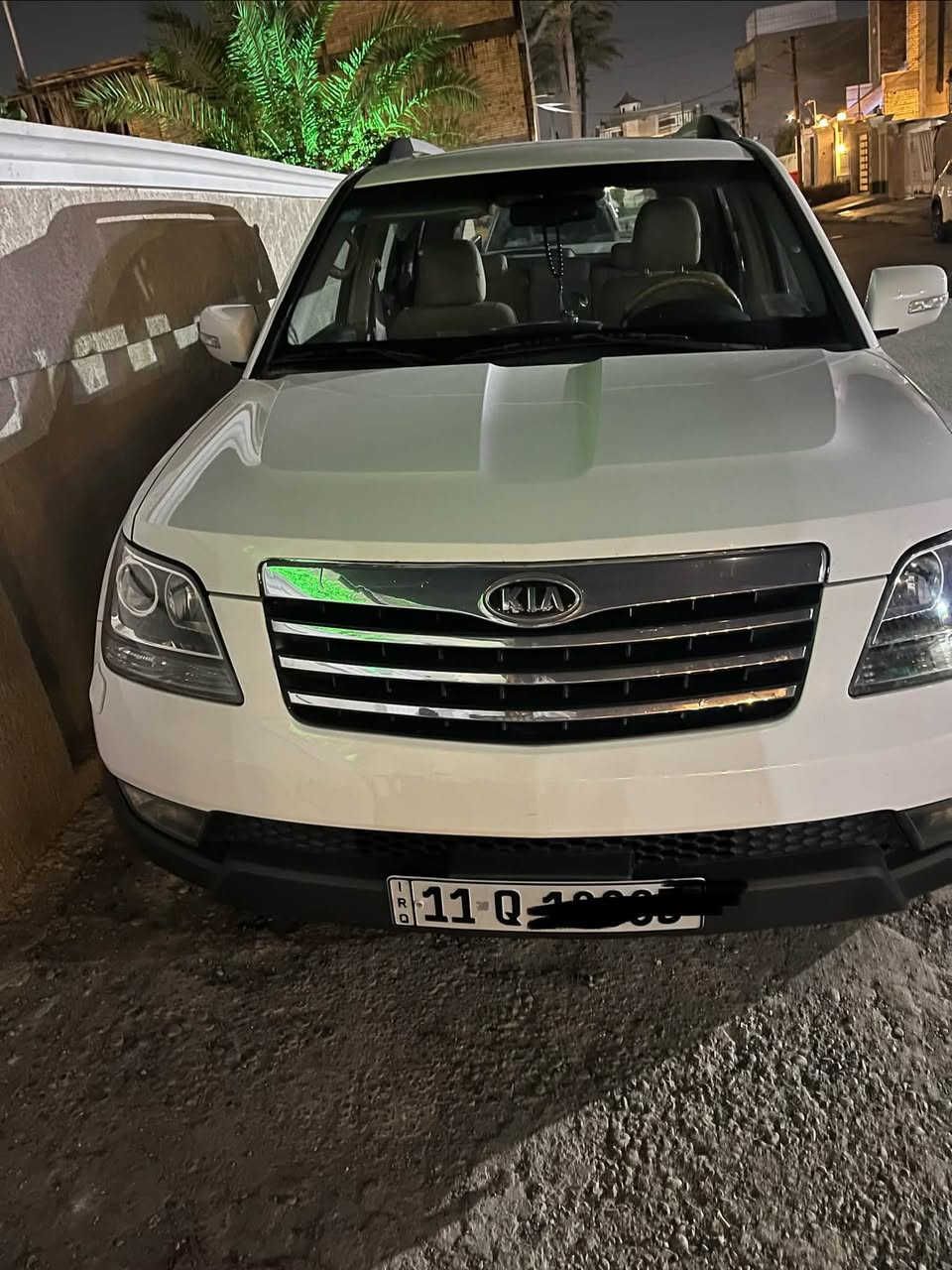 موهافي ٢٠١٢ الرقم بغداد مميز باسمي مجدد لل ٢٠٣٠ كامل المواصفات فول ١/١ - مكفولة من الصبغ والضربة بيها بارد الباب الخلف السائق قليل جداً - مكينة + كير ما مفتوحات - تخم تايرات - صدر ممتاز - كلها عل البلاد - المواصفات مذكورة في الصور - السعر ١٤٥ 
الهاتف ***********
