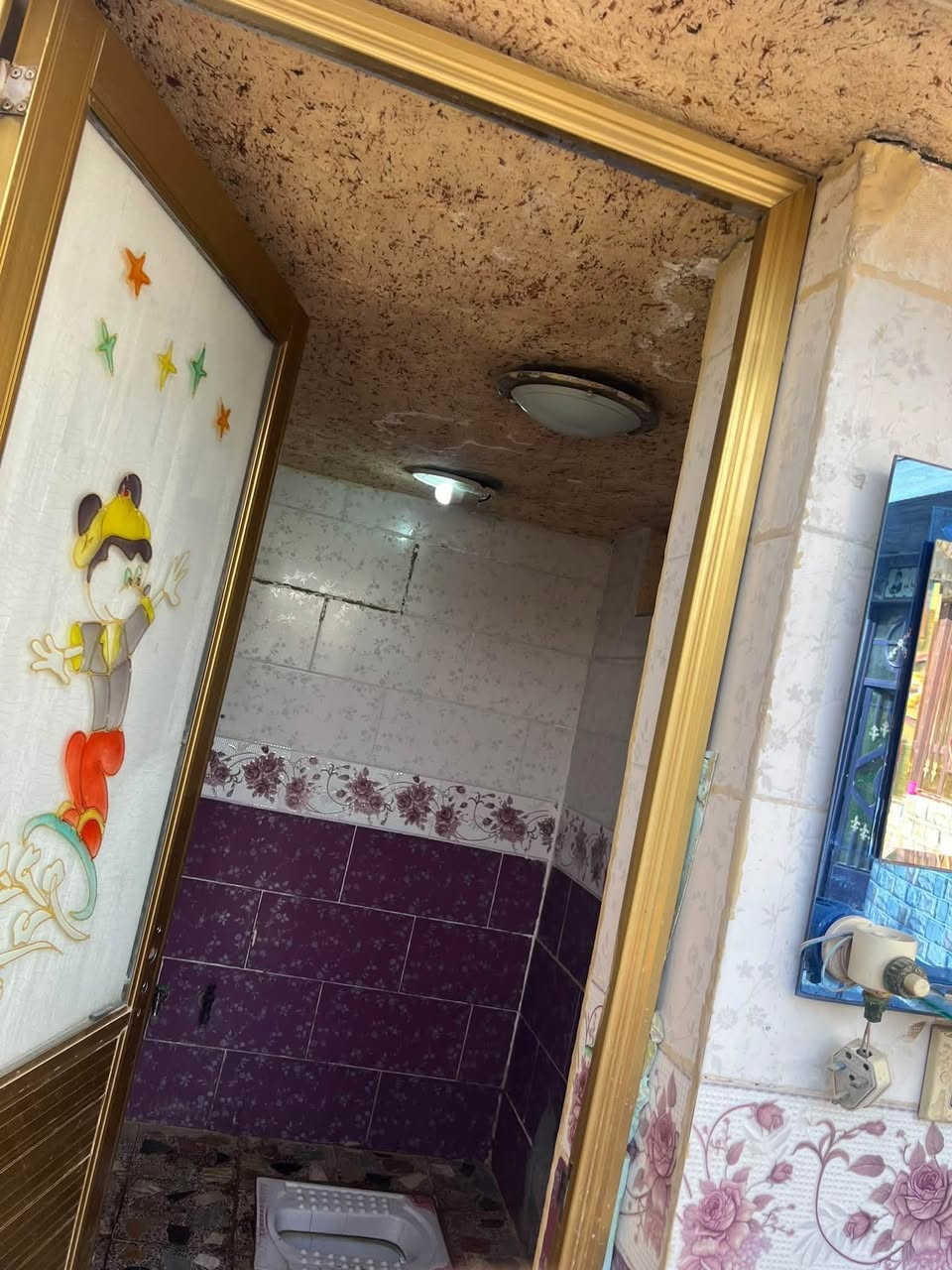 السلام عليكم
دار للبيع بمساحة 200 متر طابو صرف بيت حديث وطابقين يتكون من اربعة غرف وصالة ومطبخ واستقبال الطابق الارضي اما الثاني متكون من غرفتين كاملات وصالة وحمام البيت ما يقارب ال 14 سنه من البناء يعني موقديم الطابق الارضي كامل من كلشي الثاني فقط عوزه تطبيك الصالة فقط العنوان منطقة الالفين  شارع  الشبكة الفرع الي مقابيل حيدر الوكيل 

للاستفسار مراسلة الحساب او الاتصال  على الرقم *********** متوفر واتساب
