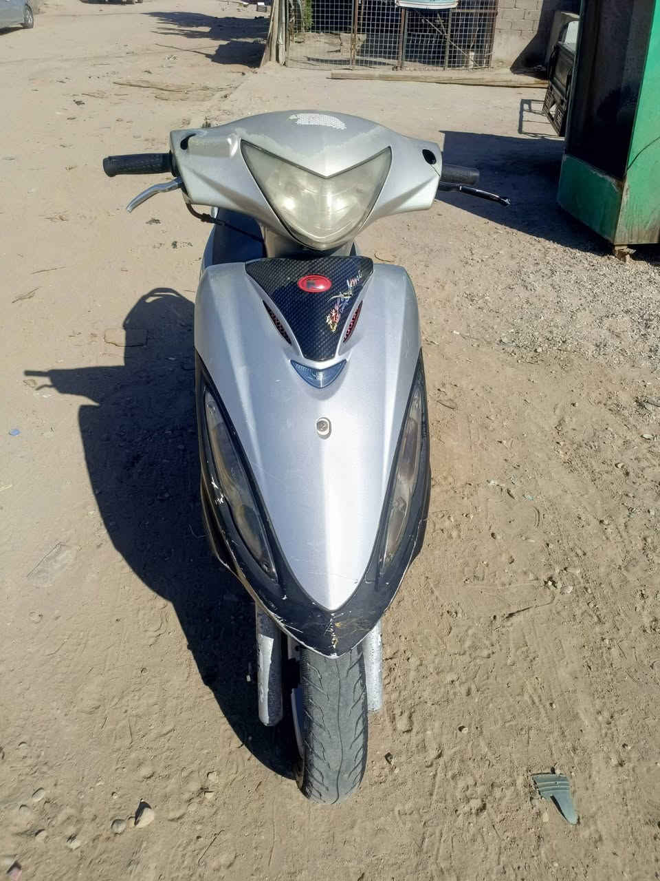 دراجه كامكو جي فور للبيع دراجه بيها خيط تبخير السعر 200 وبيها مجال بسيط الناصريه مركز ***********
