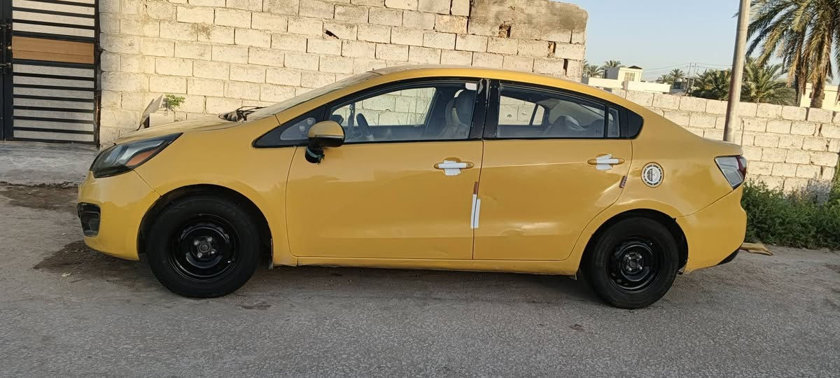 سلام وعليكم قبل لاتتصل اقره المنشور كيا ريو مديل 12محركه يبخر ابيعك كايمه خليجيه 1600رقمه انبار بسمي نكليزي السعر ب55ورقه بيه مجال حك الجيه مكاني بابل جبله  فقط الشراي يتصل مكلف بنشر ***********
