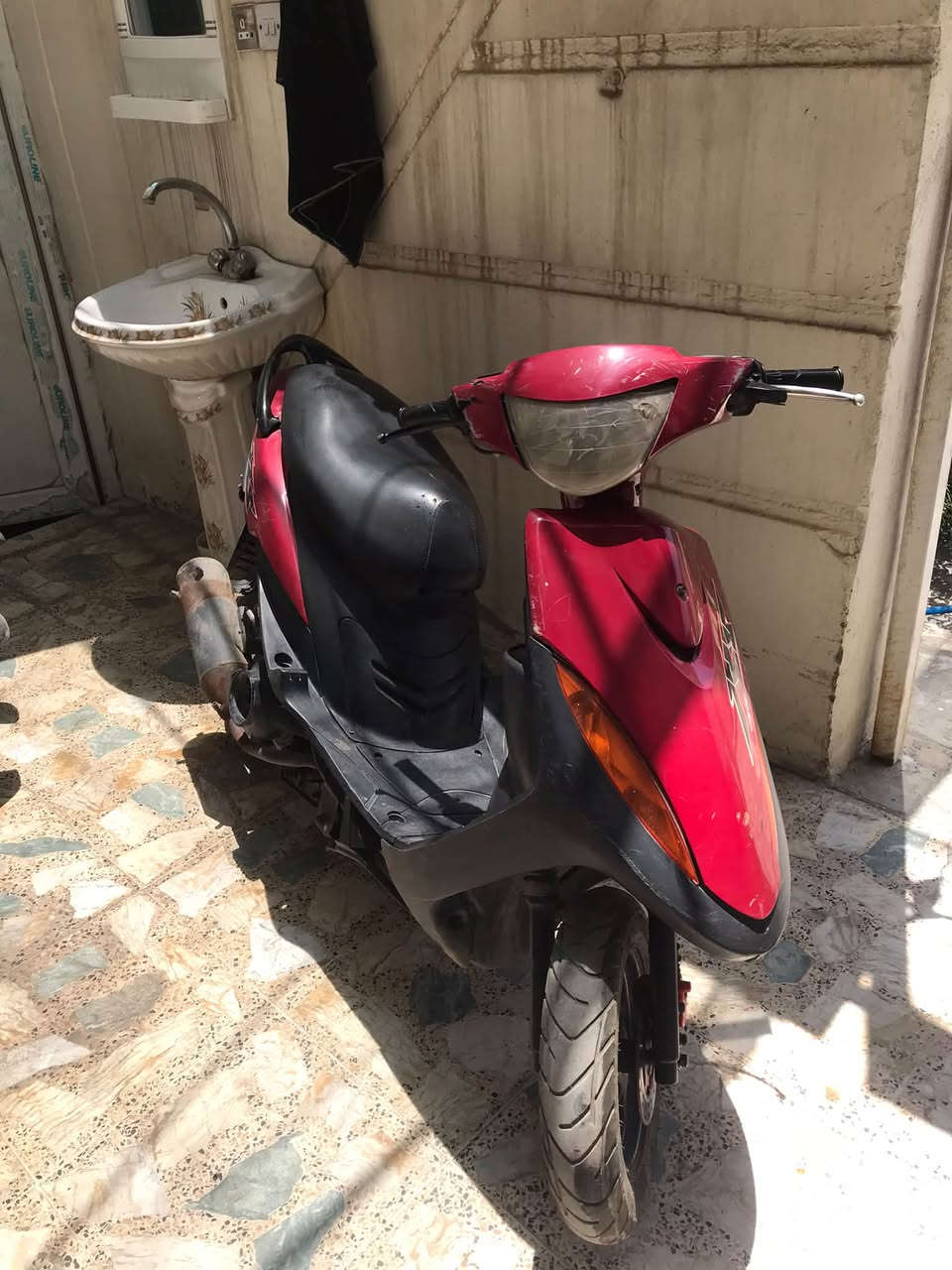 ماكس عدله للبيع 500 وبيها مجال للشراي
دراجه ماكس عدله لون احمر كفرات تجاري مكينه مجفته مره كلجات بلادي شلعه حلوه دراجه نعمه خير من الله 

  واتساب واتصال    ***********
