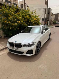 السعر 230 للبيع bmw موديل 2022 هايربد 330e فول موصات  ماشية 47 الف كيل...
