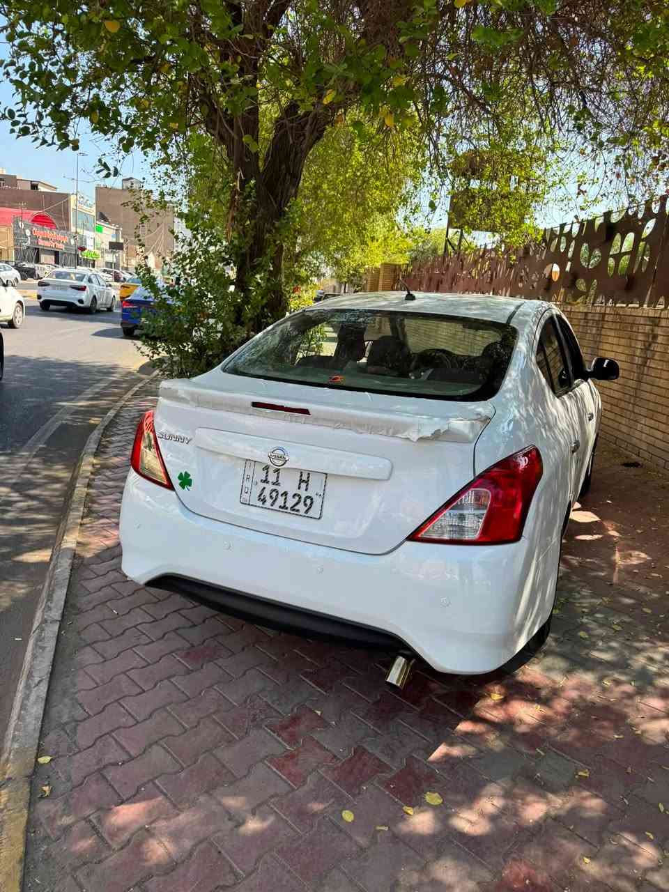 سلام عليكم
نسيان صني هندي ام بليته الزركه موديل 2019 
جاهزه من كلشي ماشيه 320244 كم 
جانت يم واحد يشتغل تكسي بيه واشتريته منه 
مابيه ضربه فقط باب وجاملغ عكس السايق صبغ اثر شخوط 
السعر 85 ورقه وبيه مجال جماعة ال 79 وجوه لتخابرني رجاء 
***********
