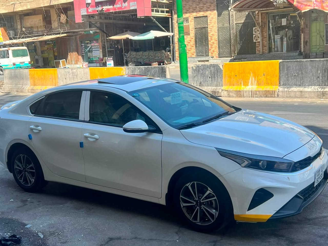 السلام عليكم
للبيع فقط سيراتو 22خليجي كفاله فقط بارد جدا بصيط بالباب الورا 

رقم بغداد نكليزي بسمي مداور ثاني يوم 

فول مواصفات 

فتحه 

دواخل لونين 

شاشه كامره اصليه 

حساسات 

سويح عدد ٢

تبريدقطعتين ثلج ❄️

مكينه ١٦٠٠ دوش كير مكينه ع شرط 

والسياره كذالك هم ع شرط 

ستخدام جدا قليل ماشيه ٥٨ الف 

سبير شركه منازل متلوكات شركه 

سياره جديده كلش وعل وضع الشركه 

حداديه باتري جديد تخم تاير

السعر ١٦٥

وبي مجال الشراي يتصل *********** 

اخوان لحد يراسلني ماسنجر ماعندي اتصال ع رقم فقط فقط 

مكاني السماوه
