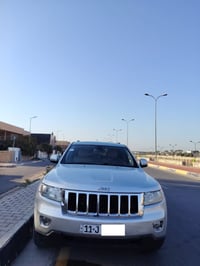 موديل ٢٠١١ • محرك ٣٦٠٠ • رقم بغداد