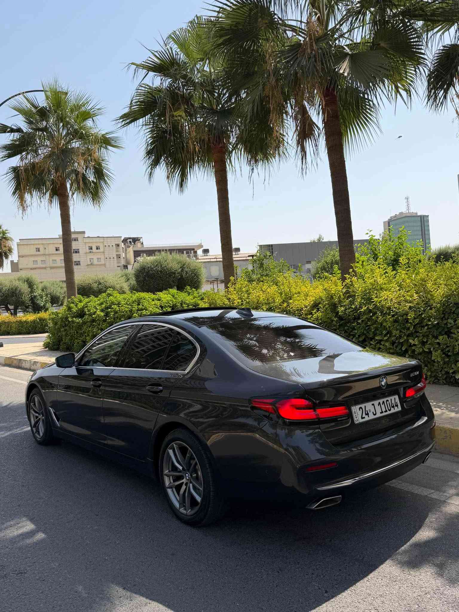 BMW 530i 
WARD 🇩🇪 zaman 
2021 
101 hazar KM Royya 
Sayaraka cllena be sbux be PDR 
Da3ame lo da3ame ba shart 
Sayaraka awropya zamana 
Slayt 
Sanduq shaft
Radar gawra 
Lezar Shen 
2 suec 
*********** أربيل, العراق

