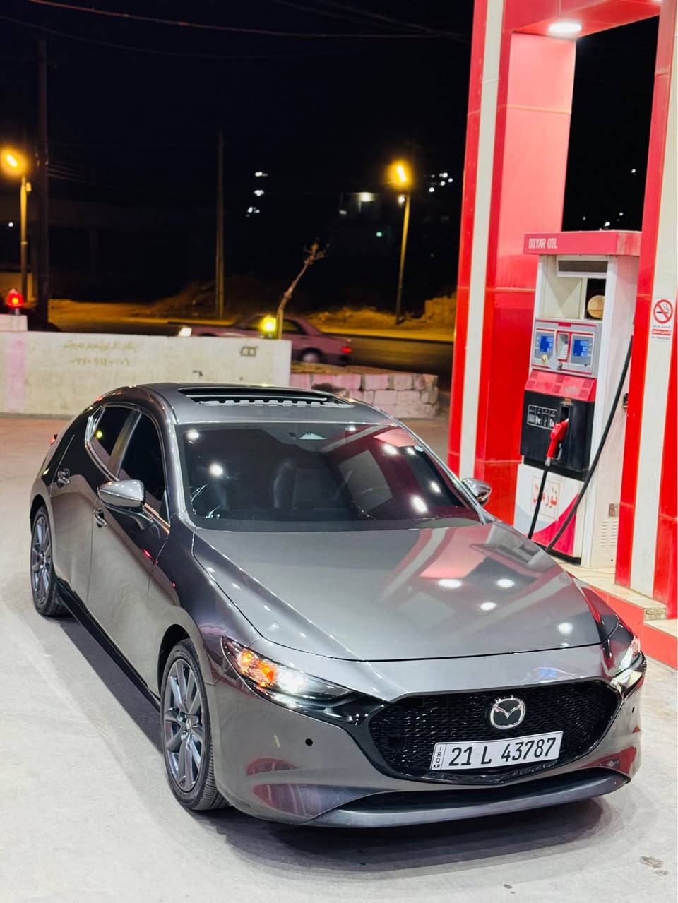 Mazda 3 hatchback 
مۆدێل ٢٠٢٤ 
٢٠هەزار رۆشتوە -بەس بۆنیت بۆیاخ بێ ناوگرتن -ئێرباگ بەس سوکان تەقیوە 
مەکینە ٢.٥ بێ تۆربۆ گێڕو مەکینەی بە شەرت 
مواسەفات پری فێرد -سلایت-کوشن هیتەر-بەسمە-کوشن کارەبای-ڕادار ٣٦٠ زۆر مواسەفاتی ترر 
١٣٦ وەرەقەو معامەلە 
بە ناوی خۆمە -تحویل بە شەرت 
*********** كويسينجاك, أربيل
