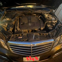 مرسيدس بنز ...2011 ...E350.. لون نفطي غامق  ...تبريد ثلج ..بدون نواقص ...