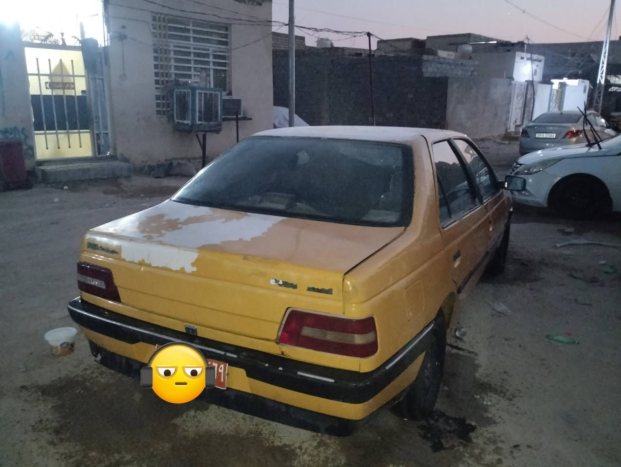 سلام عليكم  بيجو 405البيع مديل 12سياره مكفوله من كير مكينه تبريد ثلج حداديه حلوه سياره مكفوله من ضربه وصبغ مكاني نجف شارع مطار  رقم ***********سعر 12وبيه مجال قليل
