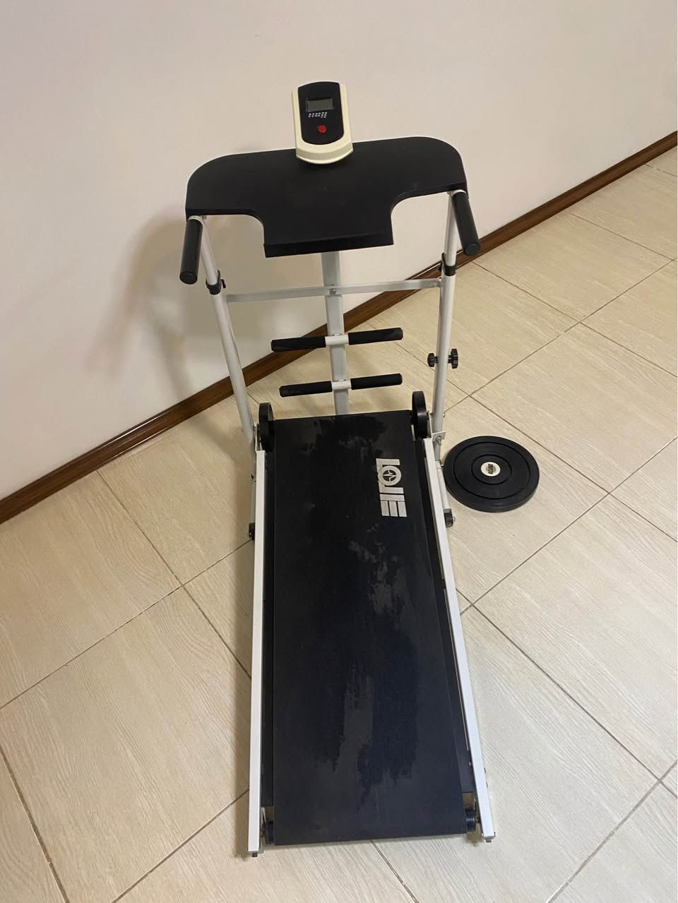 جهاز جري للبيع

جهاز للبيع استعمال قليل جدا مع الادوات
السعر 130 الف

للاستفسار خاص النجف, العراق
