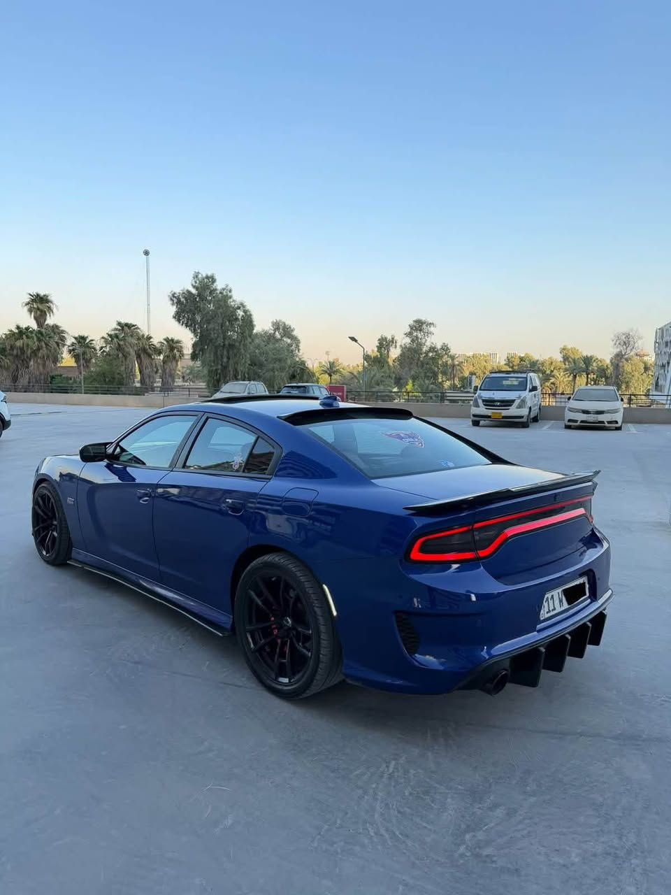 جارجر 2018 سكات باك 6400 v8 
حادثها جاملغ خلفي ومباوك الصفحه
بجم كبس (( بدون ايرباك )) بدون دواخل 
ماشيه 53 الف باسمي رقم بغداد 
كير مكينه مكفولات مكان المنصور بوابه العراق 
سعرها 180 ورقه مال بيع
***********
