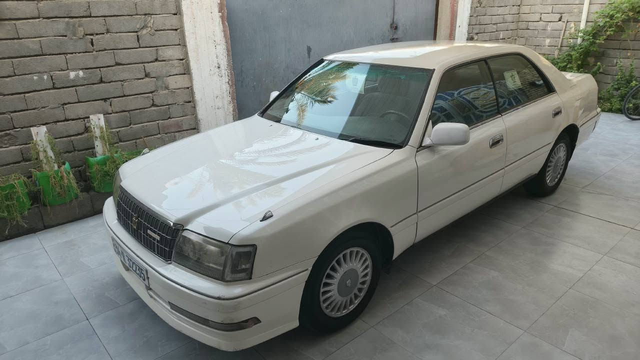 السلام عليكنم راس ثور فلات مديل 2000 مكينه 2500جديده تبريد ثلج حداده جديده تخم تاير  رقم بصره بسمي سياره جاهزه ما نقصه برغي ترايك وين ما يعجبك السعر 85وبيه مجال وشراي يتصل على رقم ***********
