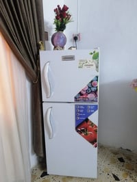 للبيع ثلاجة كينوود (KENWOOD) أصلية بحالة ممتازة 🍏🍅 ​الموديل: KN-900 ​ا...