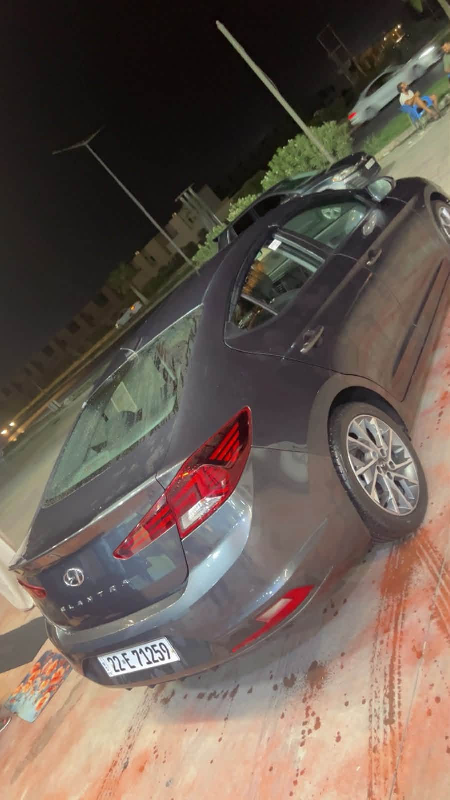 سلام عليكم الانتره وارد امريكي موديل 20 محرك دوش سياره ضرر خفيف جاملغ وباب جهت السايق والجاملغ الخلفي فقط هلال  بجم كبس السياره بلاديه ومتحتاج اي مصرف كير ومحرك بشرط ترايها زيرو ماشيه 89 رقم اربيل هزه وسنويه جدد لونها نفطي 
عنوان تكريت القادسيه 
السعر 110 ومجال كولش بسيط 
للستفسار ***********
