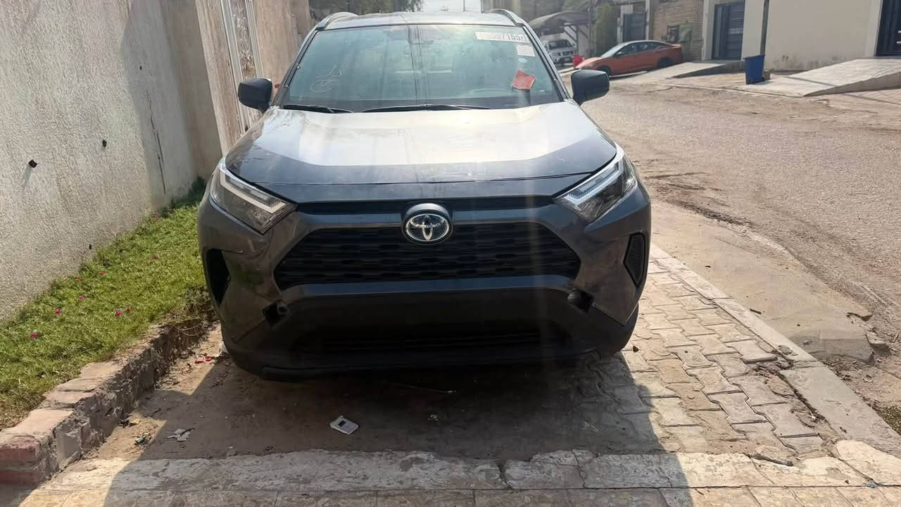 السلام عليكم
Toyota rav 4 

 موديل 2024 وارد امريكي 

فئة le هايبرد 

ماشية 29 الف 

رقم بغداد شهداء 

السيارة كلين حادثها دعامية فقط 

المكان ميسان 

السعر 24.000 وبيها مجال 

*********** 

***********
