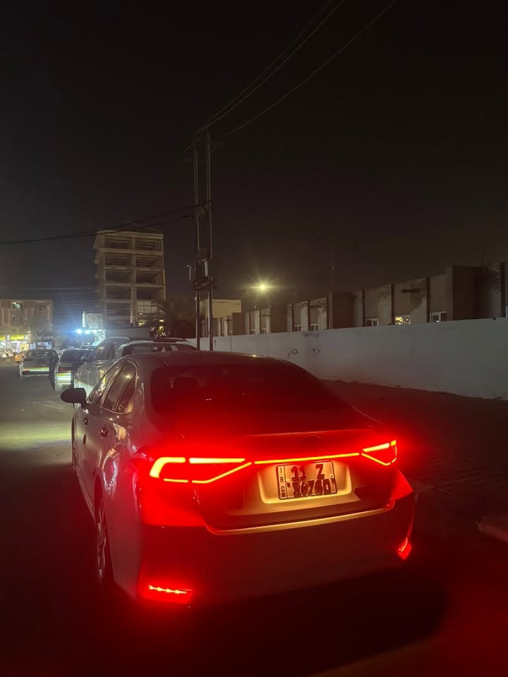 كورلا هايبرد  مديل 24 ماشيه 34 رقم بغداد سياره باسمي سياره مكفوله كفاله عامه عده رصعه بجنطه ومامبينه وشخط بطول الاصبع  مامبين بيع او مراوس بوايدي سياره بيها اضافات كماليات مال شركه  سعرها 144 
واتساب *********** مكان السياره نجف
