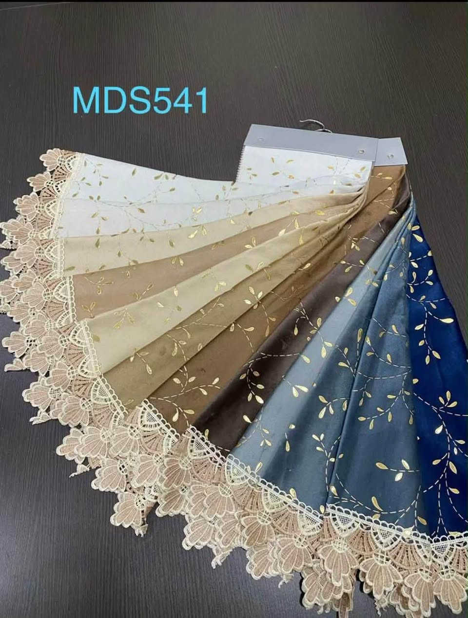 صباح الخير 🥰
توفر مفارش تخم سعر المتر ٤٠٠٠ 
#الفرع الثاني دغاره مقابل ازياء علي سلمان 
للحجز *********** واتساب 
متوفر توصيل جميع محافضات العراق 

#اقمشه#حسنين اسماعيل
