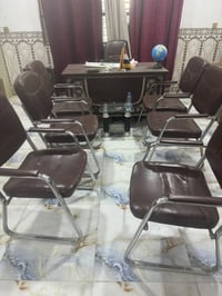 كرسي • سعر مناسب • للبيع