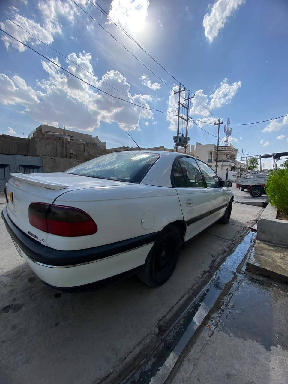 اوميكا بزون 
اوميكا بزون 

كير اوتماتيك 

محرك قبق اسود 

كير محرك بشرط 
كوبون بانزين 
حداديه وضع جيد 
مابيها ضرر ع بلاد 
تخم تايرات نص عمر 
داخلها الغرفه بحاله جيده 
موديل 1996
رقم كركوك 
شرط تحويل ثاني يوم 
سنويه شهر 10 يوم 12 تسقط 
تراي مالها وين ميعجبك 
تبريد ثلج كمبريسر مجيم 
سعر 43 بي مجال حك جيه ويرهم مراوس 
*********** واتساب فقط مكاني كركوك حي الحجاج
