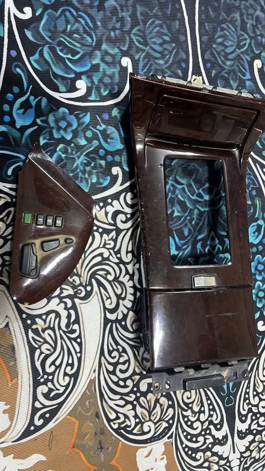 قيم وأخذ ‭***********‬
