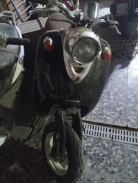 عندي دراجتين عصفوريه وكلاسك كوم حديد قيم واخذ 07735426493
