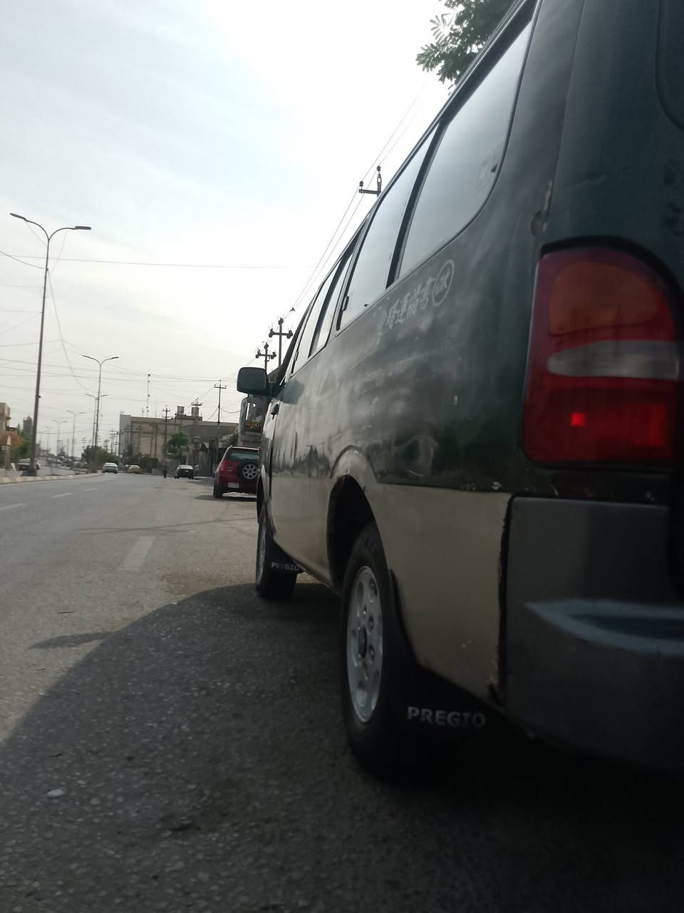 سلام عليكم
بريجو سياحي موديل 96
رقم بصره نكليزي 

السنويه ل 30
مكينه!خير من الله  وكيرواكسن كفاله
تخم تير  جديد  
اتنته! جديده 
كشنات! جديد!  
كاعيه! حلوه! 
كهربيات كله شغلله
السعر 52 وبيها مجال 
***********
