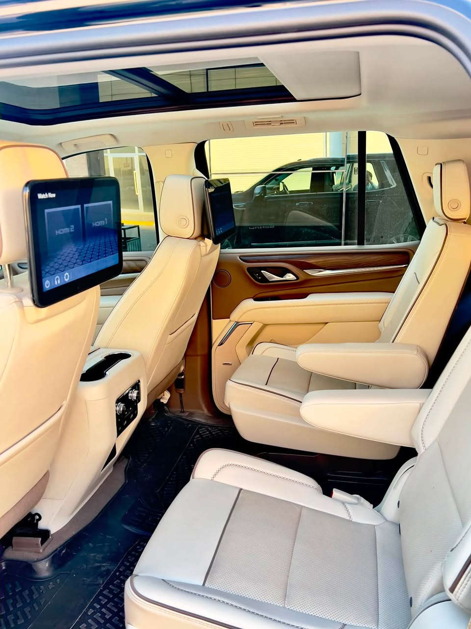 GMC   DENALI - مۆدێل  2023 -
📲 *********** سعر : 555💸

سەیارەکە زۆر جوانە  
سەیارەکە تەنها دوو  پەڵە pdr هەیە   ✈️
٤٠ هەزار ڕۆیشتووە 
مواسەفات فول VIP  (  3 شاشە - سیستەمی بەرزی و نزمی - دۆسە کارەبایی - داتاشۆ -کوشن سارد و گەرم - ٧ نەفەری VIP  - ٣٦٠ دەرەجە کامێرا - پانۆراما  -کوشن جلد  -حاسە  - ڤۆلیۆم - ویل گەورە- لید-    - تحدید سورعە - زۆر مواسەفاتی تریش   ) 🗼

گێڕ و مەکینە بەشەرت نەکراوەتەوە 
   
تەحویل  و غرامە بەشەرت 🇺🇸
شوێن : سلێمانی 🪙

GMC  Denali - مۆدێل  2023 -     
📲 *********** سعر : 555💸

سيارة حيل حلوة  
سيارة بيها مكانين صغير pdr    ❄️
40  الف كيلومتر ماشي 
مواصفات (    -3 شاشة - دبلات كهربائية-دوسة كهربائية- داتاشو -7 راكب VIP -  كاميرا ٣٦٠ درجة - بانوراما-- كشن بارد و تدفئة- كشن جلد - حاسات  - ڤۆلیۆم - ويل كبير  - ليد  - تحديد سرعة - و باقي مواصفات     ) 🆕

 گير و محرك بشرط ما مفتوح 

تەحویل  و غرامە بشرط 💎
مكان : سلێمانی
