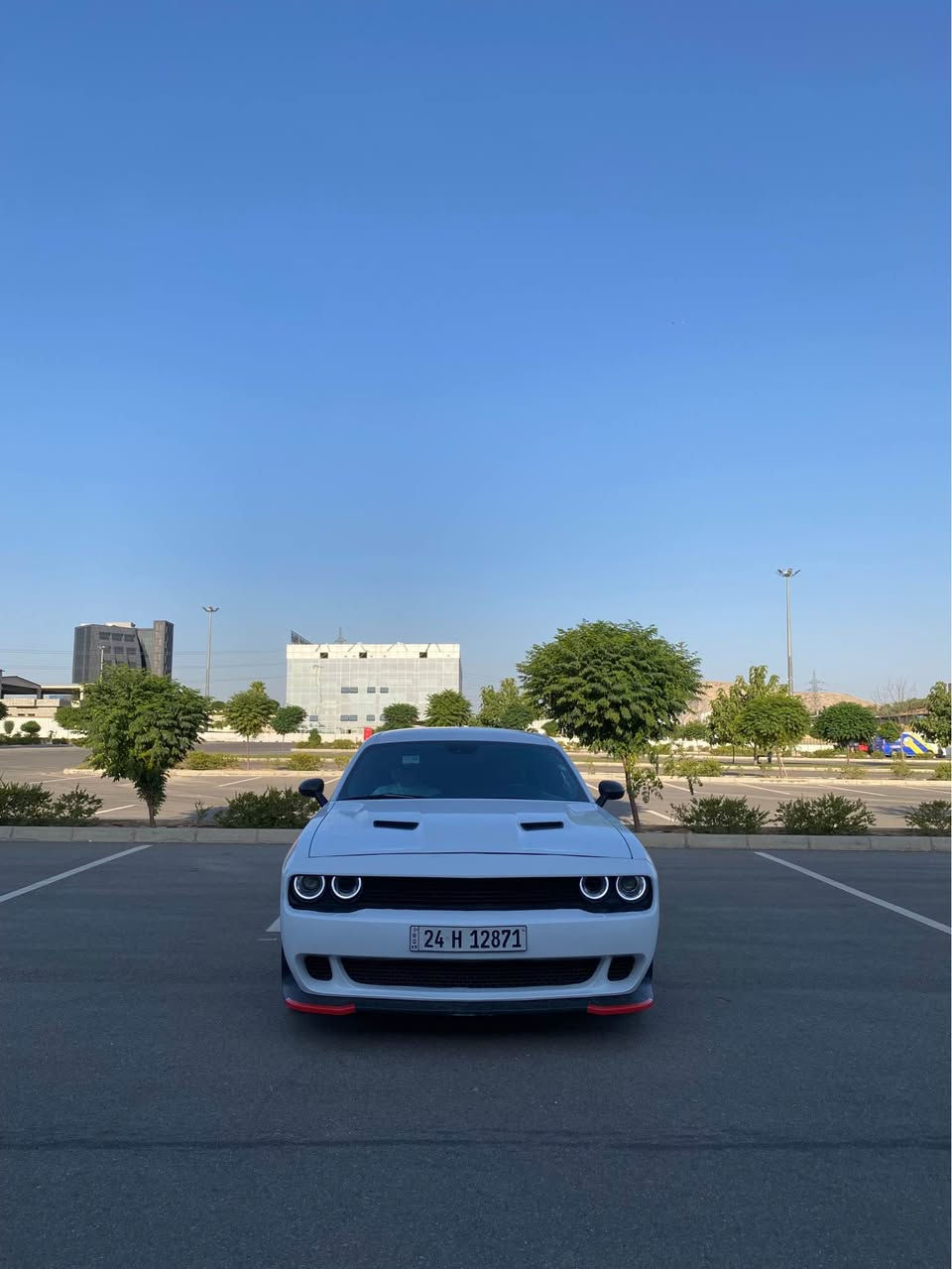 Dodge Chalnger 2018 SXT 
سيارة نظيفة 
محرك ٣.٦ - ٦ سلندر 
فول مواصفات بس بدون فتحة 
ضررها بيها صفحة صبغ هو مو صفحة كامل بس انطيك صفحة صبغ بدون دواخل و الارباكان مرجعة سستم 
سعرها بلاشش ١٤٥$ ورقـــة و مجال 
للمزيد من المعلومات اتصل على هذا الرقم 
كورك-واتساب 
(***********)
عز سميل, دهوك
