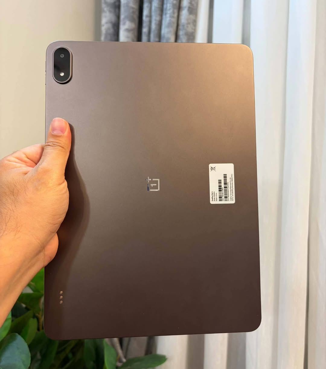 OnePlus Pad 4
فلاكشب معالجSnapdragon® 8 Elite Gen 5 
شاشه 144 هيرتز 
شاحن 80 واط
دقه الشاشه 3.5k
جميع الالعاب 120 فريم 
السعر 875 وبي مجال حك الجيه 
*********** بغداد الكسره
نضافه 100 ذاكرة 256 عشوائيه12
