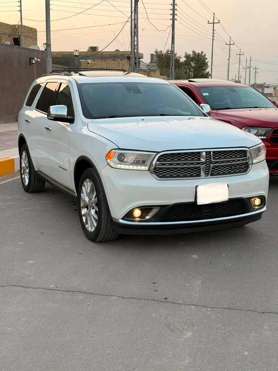 دورنكو موديل 14 مرمز 24 
مرقم بصره شهداء 
فول مواصفات سيتايدل 
اعلى فئة فول الفول حتى رادار امامي 
محرك 8 سلندر هيمي السياره جاهزه 
السعر 175 وبيه مجال 
العنوان الناصريه  المركز 
للأستفسار اتصل وتدلل 
*********** 
***********
