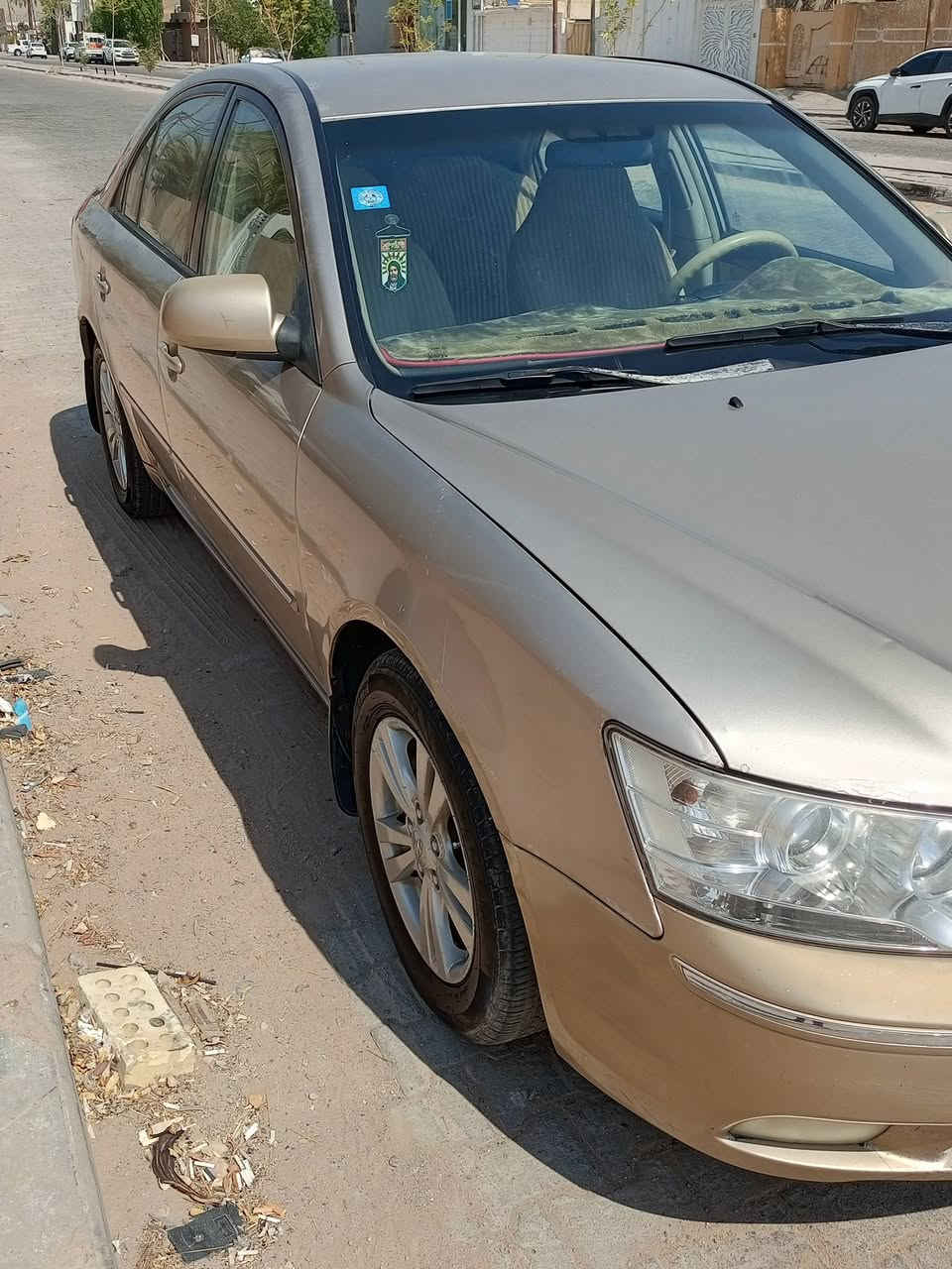 سوناتا للبيع 2008 بنيد مبدل نفس لون 
سيارة جاهزه من كلشي رقم نجف مميز 
 باسمنه مداور ثاني يوم مكاني الكوفة 
السعر 105
***********
