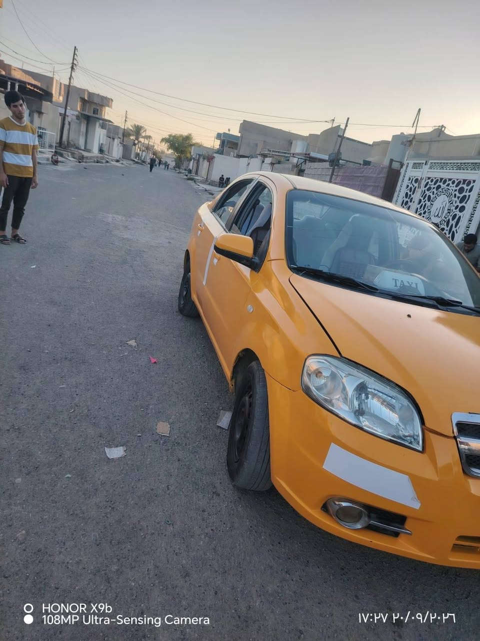افيو موديل ٩رقم صلاح الدين مشروع وطني محرك كير يارس بدون حادث للبيع السعر ٤٣ مكان السياره كركوك ***********

نص مكتوب في الصور:
- HONOR X9b 108MP Ultra-Sensing Camera 17:28 2026/09/20
- HONOR X9b 108MP Ultra-Sensing Camera 17:37 20/09/2026
- HONOR X9b
- 108MP Ultra-Sensing Camera
- ١٧:٢٨ ٢٠/٠٩/٢٠٢٦
- ١٧:٢٧ ٢٠/٠٩/٢٠٢٦
- O HONOR X9b 108MP Ultra-Sensing Camera IV:PA P. / . 9 / P. PY