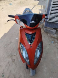 دراجه للبيع سكنس ام عيون شغاله سلف شاير لايت كله شغال سعر 250او بيهة م...
