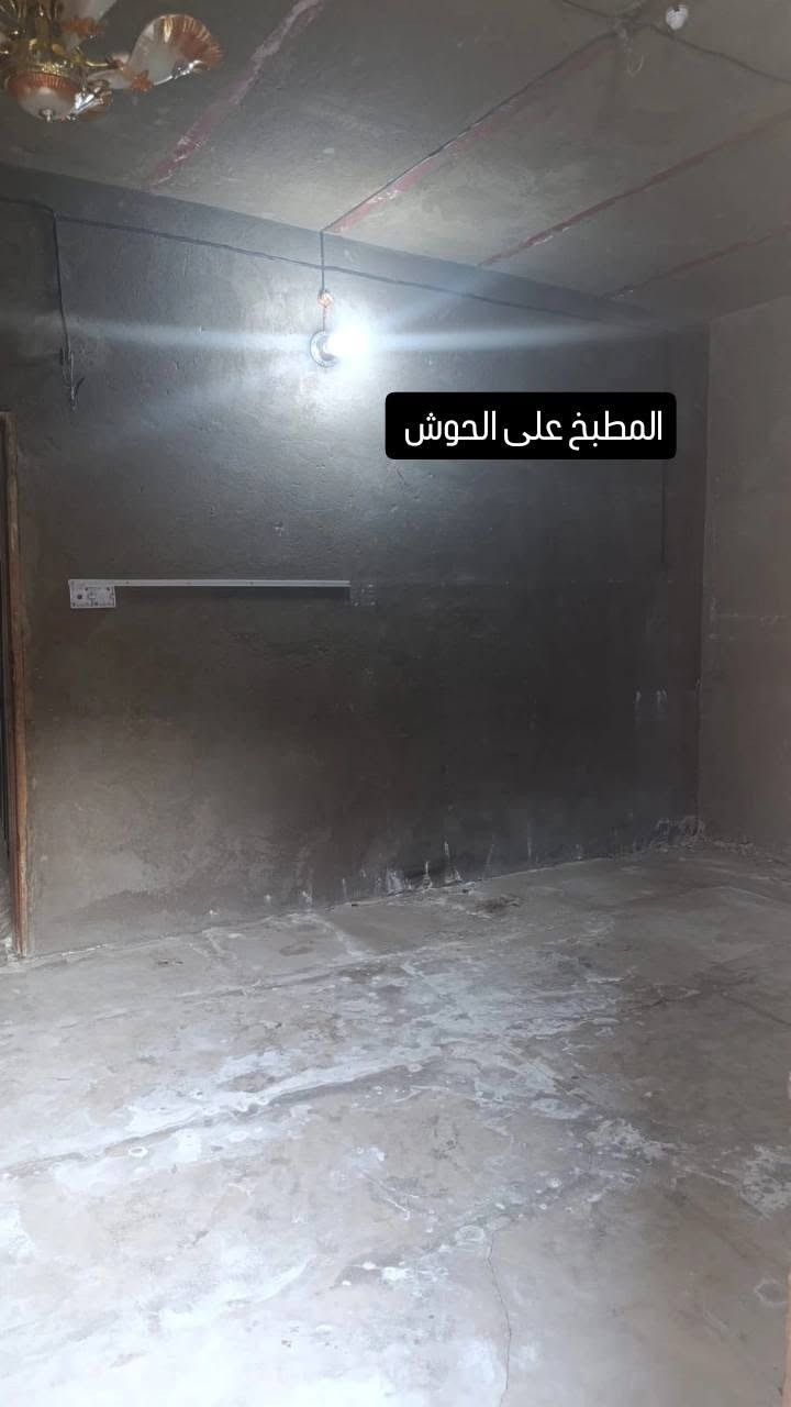 بيت طابو زراعي صرف للبيع المساحة 150متر الواجهة 15 و العرض 10

 سعر البيع 55 مليون و بدون اجور للمعلن 
 يتكون من غرفتين و مطبخ و غرفة خاصة بالصحيات باب داخلي و خارجي و مخزن و ديوانية خارجية و حوش 
السكف عكادة و السطح شتايكر 
العنوان البصرة / أبي الخصيب / حمدان /بلد نجدي
للتواصل ***********
