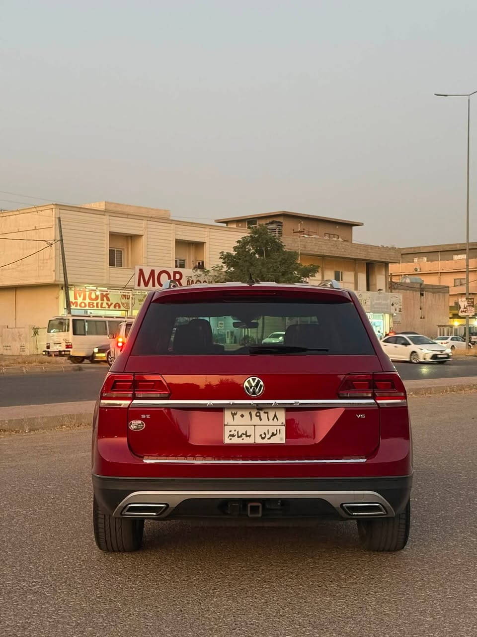السلام عليكم
سيارة مميزة وسعر بلاش🔥💵
اطلسse 2019🔥
سعر 172ومجال قليل 
عدد المقاعد : 7 راكب
حجم المحرك :  V6 3.6L ( 6,سلندر )‏‎‏‎
ناقل الحركة: 8 نمر 
السياره  جديده بمعنى الكلام  دينار مصرف ما بيها 💯
ملاحظه : فقط بونيت وجاملغ صبغ صور الحادث مرفق بالصور حادث خفيف ✅

كافة الايرباكات سليمة 100%✅

فول مواصفات  ماعاد فتحه 
 ابواب بصمة
‏‎بصمة تشغيل 
تشغيل عن بعد(𝐑𝐄𝐌𝐎𝐓𝐄 𝐒𝐓𝐀𝐑𝐓) ‏‎ 

‏‎صندوق شفط كهربائي
‏
اوتو هولد : 𝐀𝐔𝐓𝐎 𝐇𝐎𝐋𝐃
اوتو ستارت : 𝐀𝐔𝐓𝐎 𝐒𝐓𝐀𝐑𝐃
‏‎اوتو ستوب : 𝐀𝐔𝐓𝐎 𝐒𝐓𝐎𝐏
‏‎رادار امامي ( تحديد مسار )
‏‎رادار جانبي  ( نقاط عمياء )
‏‎رادار خلفي ( التحذير من الاصطدام )
حساسات ° 𝟑𝟔𝟎 
‏‎حساسات امامي
‏‎حساسات جانبي 
‏‎حساسات خلفي 
نظام : 𝐄𝐂𝐎
نظام : 𝐍𝐎𝐑𝐌𝐀𝐋
نظام : 𝐒𝐏𝐎𝐑𝐓
كشنات : 𝐕𝐈𝐏
‏‎كشنات كهربائي
‏‎كشنات هیتر
تحكم استيرن‏‎
‏‎تبريد مركزي 
لايتات 𝐋𝐄𝐃 زينون بيلادي
بكلايتات 𝐋𝐄𝐃 بيلادي
‏‎ويل كروم
وبعد هواية مواصفات…

‏‎تفاصيل اكثر اتصل ***********📞
